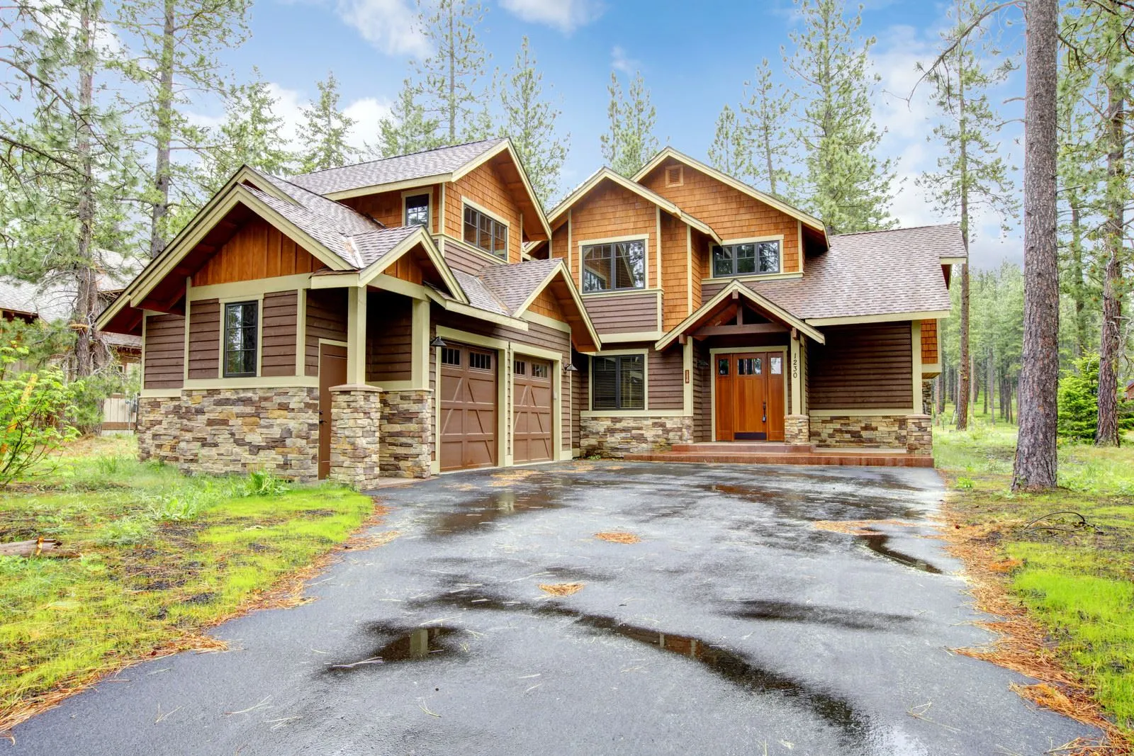 Making moves fast, simple, and stress-free for families and businesses across Lynwood, WA